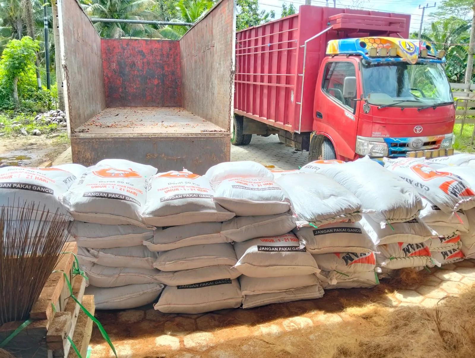 Loading products